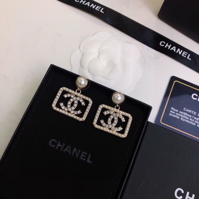 Ch**el earrings